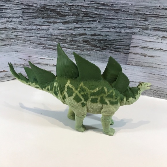 Jurassic Park JP 07 Stegosaurus Dino Damage No Cover 1993 Vintage Kenner - Picture 2 of 6
